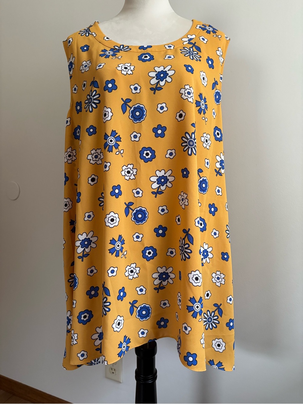 NWOT Anne Klein Yellow Floral Tank Sleeveless Blouse Retro Mod Plus Size 3X
